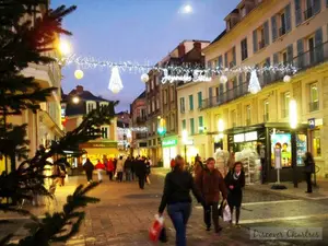 christmas-chartres-center.jpg
