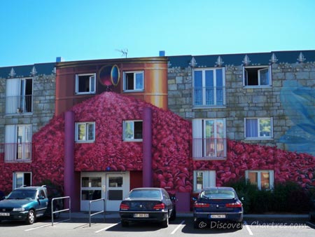 Rose petals on Bel Air Fresco