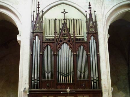 The pipeorgan in St. Pierre church, Chartres