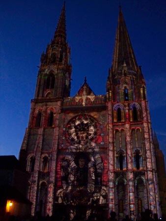 Chartres en Lumière on the facade of the cathedral