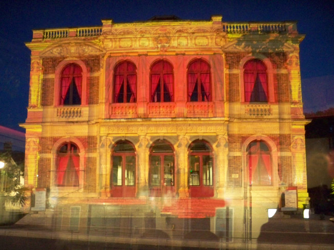 Chartres Light Show - Italian Theatre