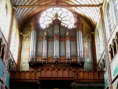 St. Aignan church, Chartres - the pipe organ