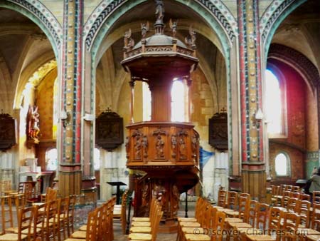 Saint Aignan, Chartres - the side podium