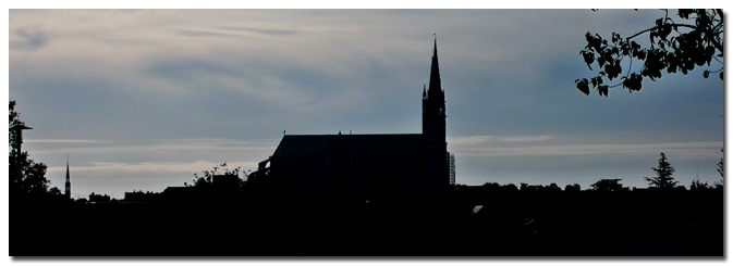 Chartres cathedrale view from Rechèvre