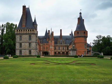 Maintenoncastle and the french garden