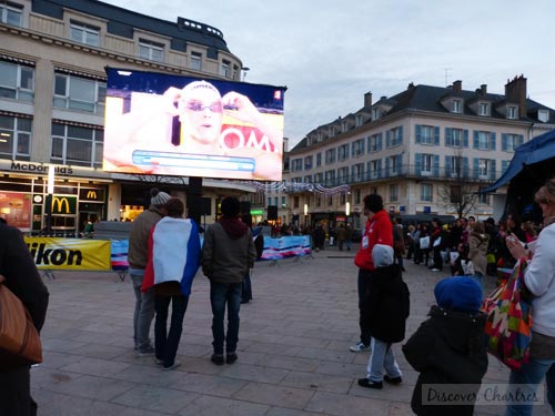 Watching ECSC 2012 at Place des Epars