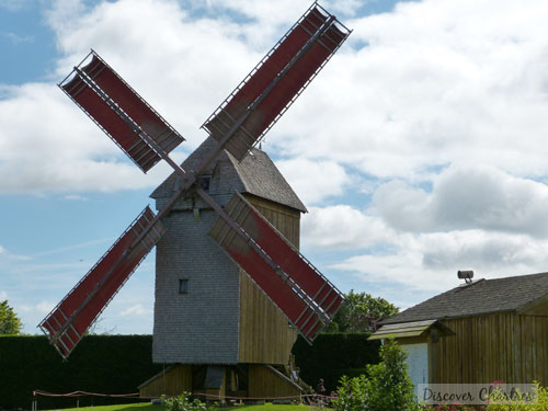 Moulin Pelard with the red sail